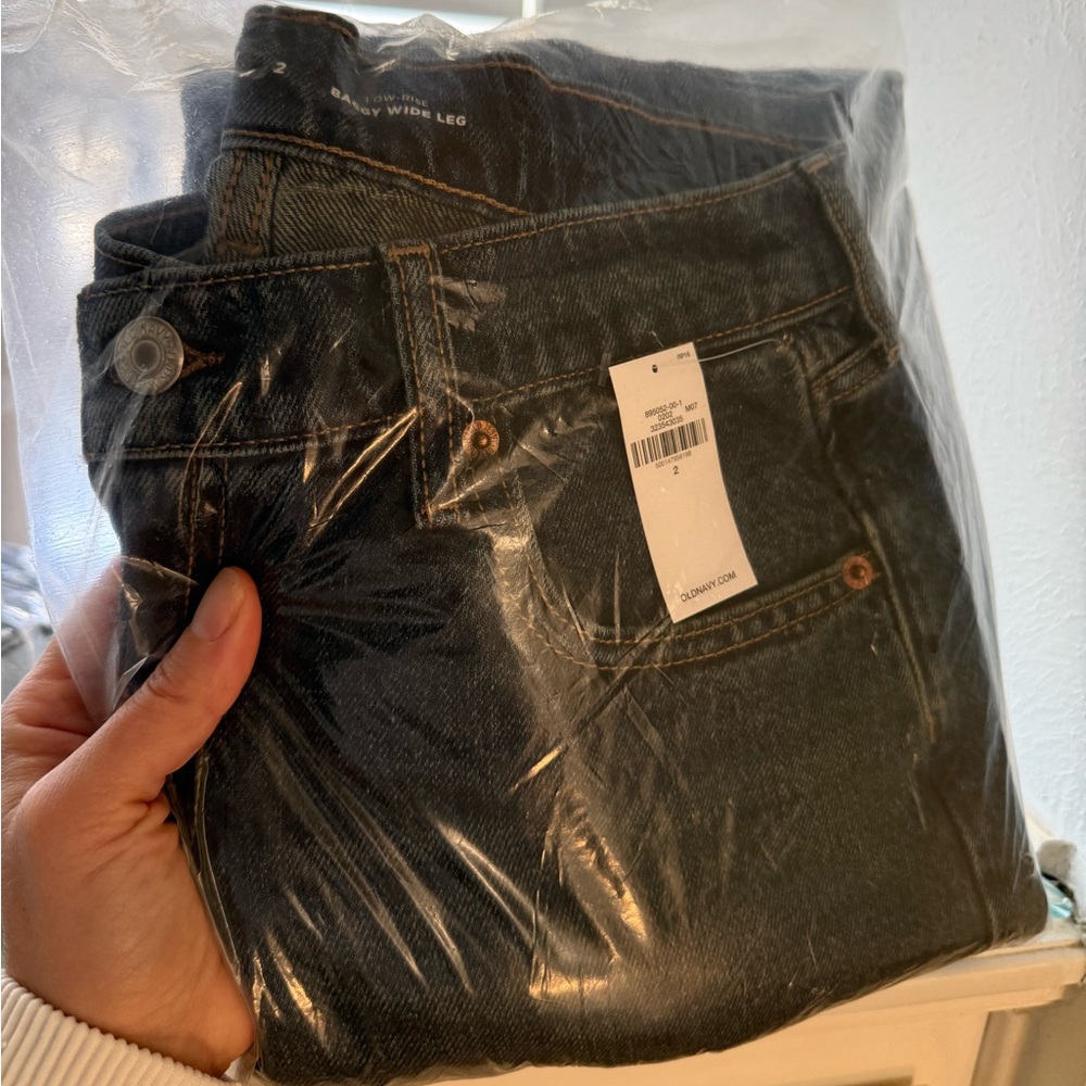NWT Old Navy jeans - Picture 5 of 6